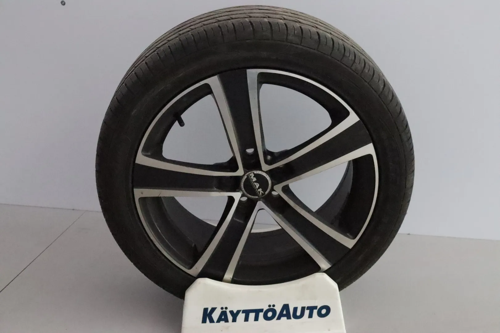 VOLKSWAGEN Passat ENO-291 carousel image