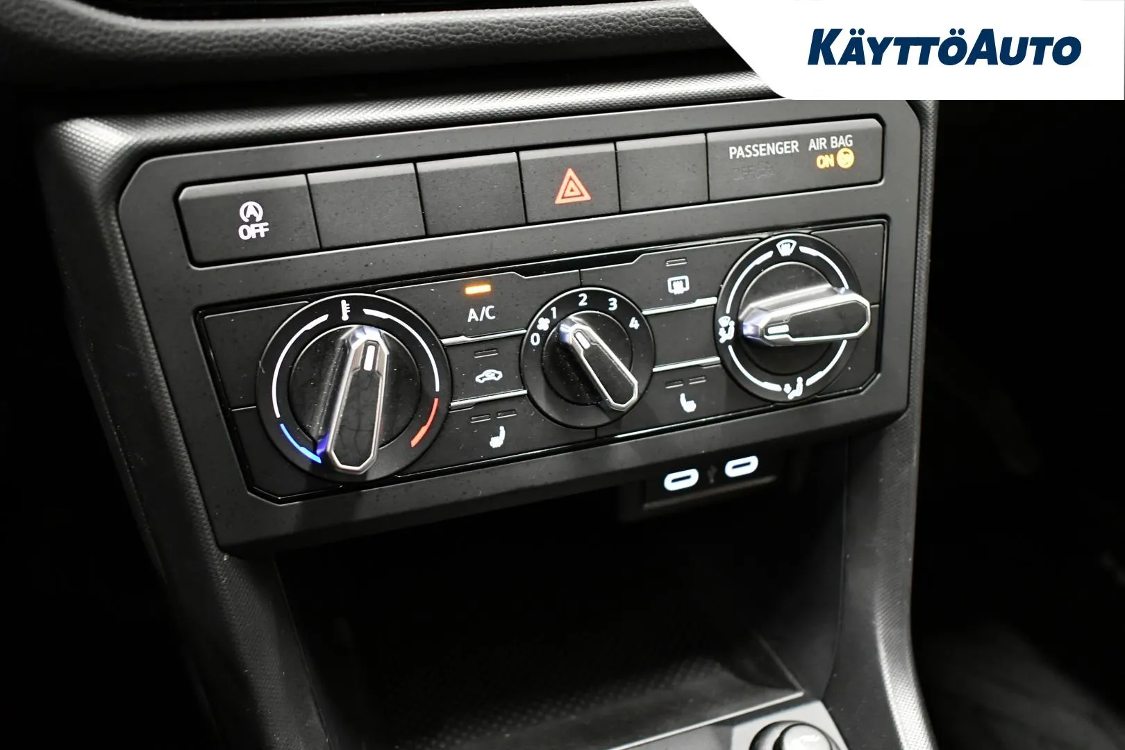 VOLKSWAGEN T-Cross XSX-257 carousel image