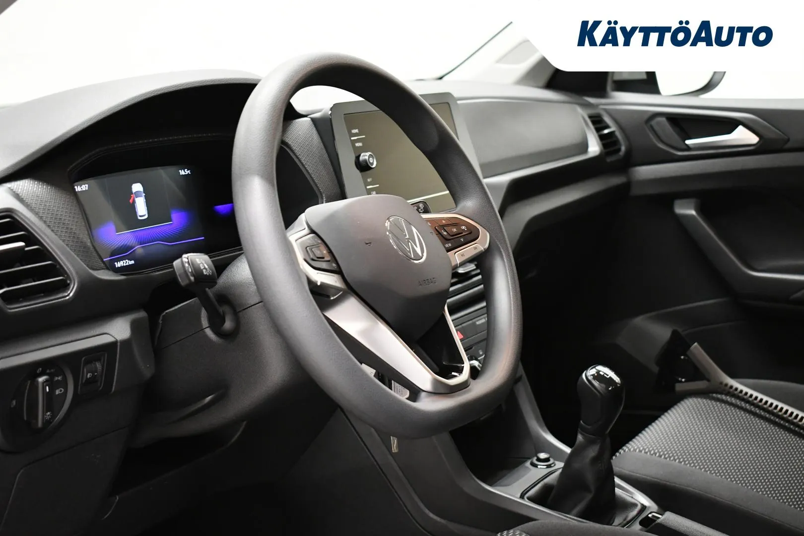 VOLKSWAGEN T-Cross XSX-257 carousel image