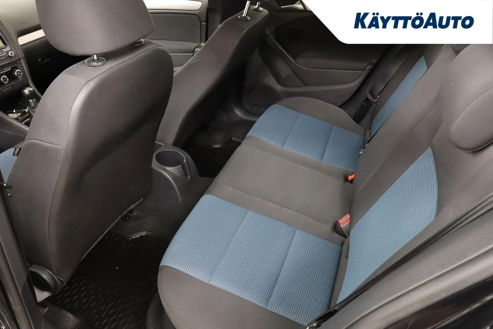 Volkswagen Golf VTZ-936 carousel image