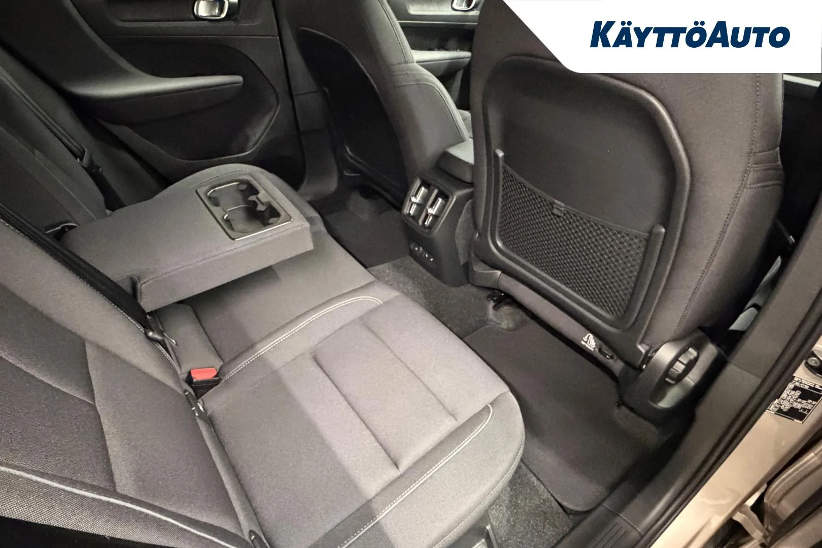 VOLVO XC40 MPA-393 carousel image