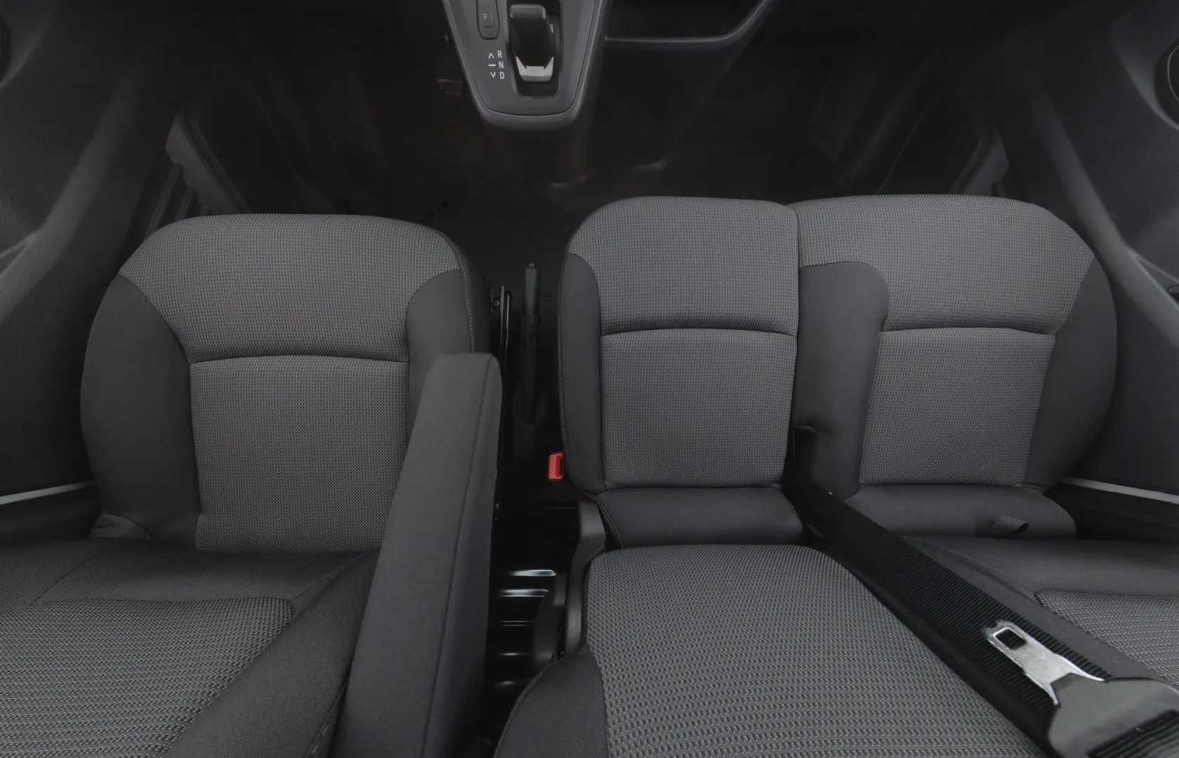 Nissan Primastar SRS-117 carousel image