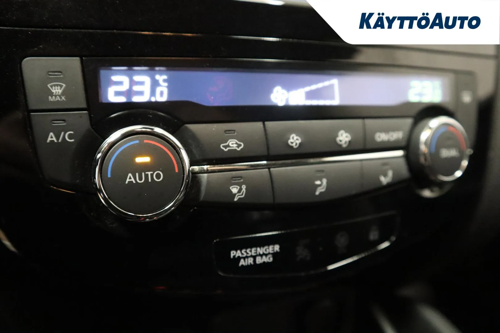 NISSAN Qashqai JKZ-162 carousel image