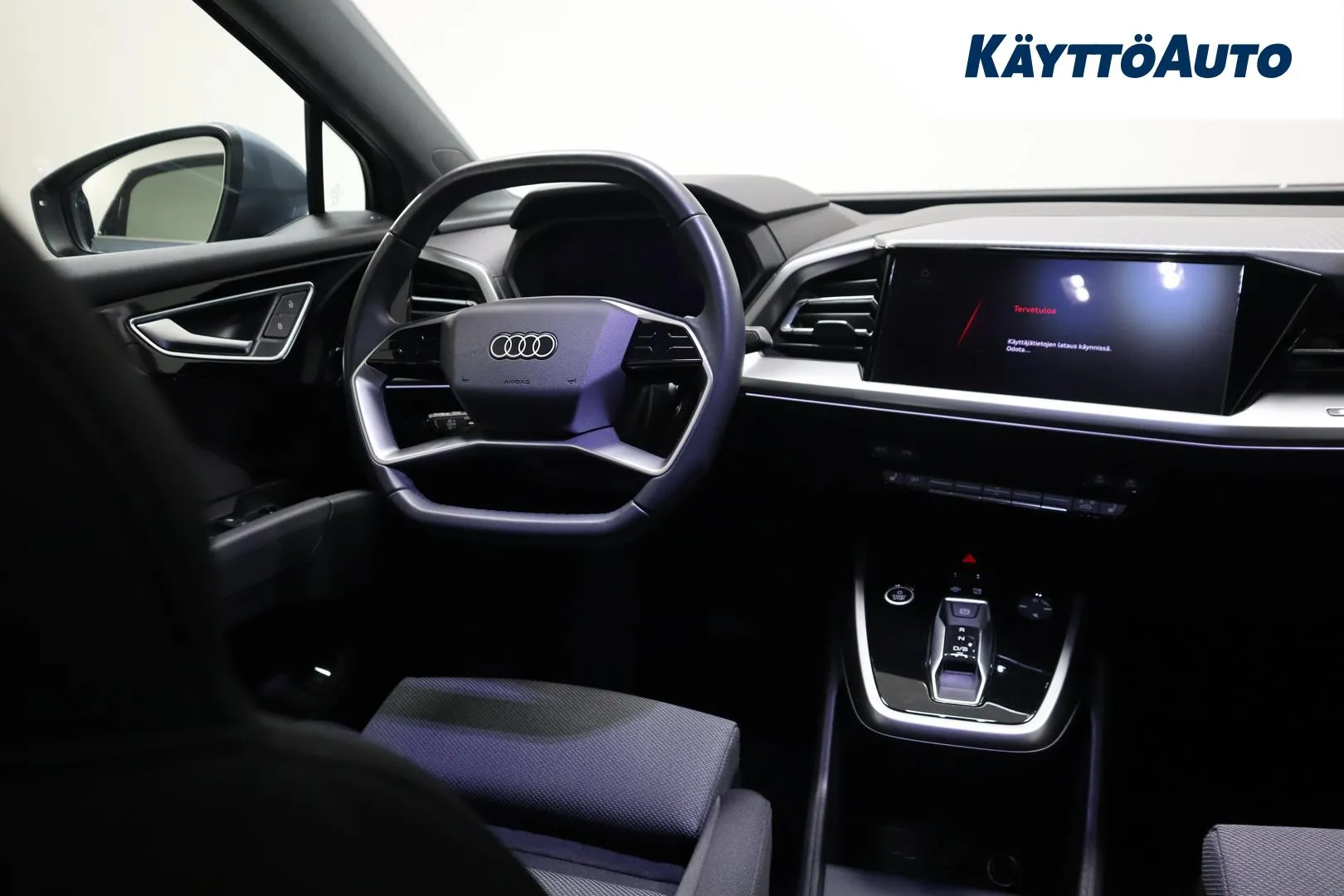 AUDI Q4 e-tron EUO-699 carousel image