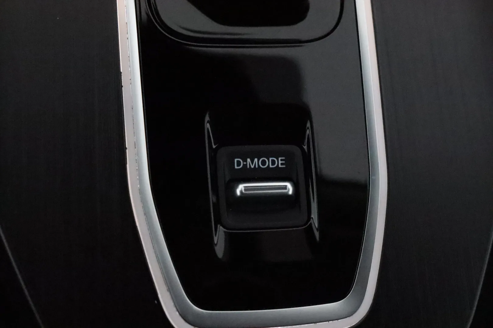 NISSAN Qashqai FSP-910 carousel image