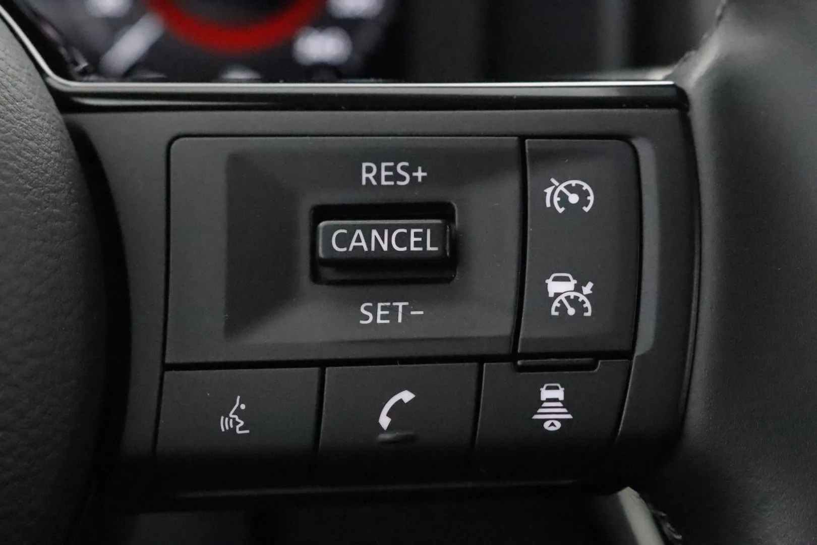 NISSAN Qashqai FSP-910 carousel image