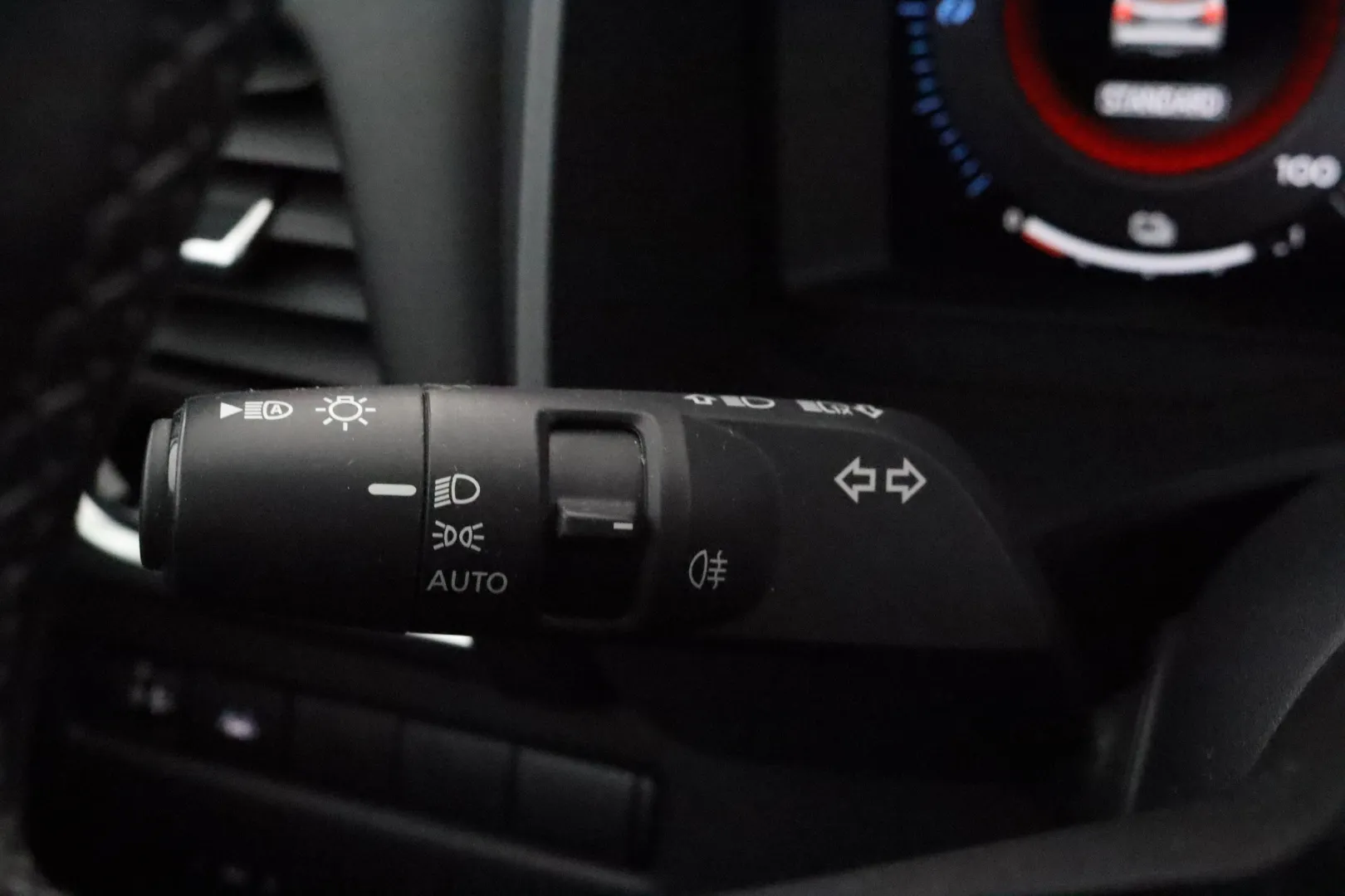 NISSAN Qashqai FSP-910 carousel image