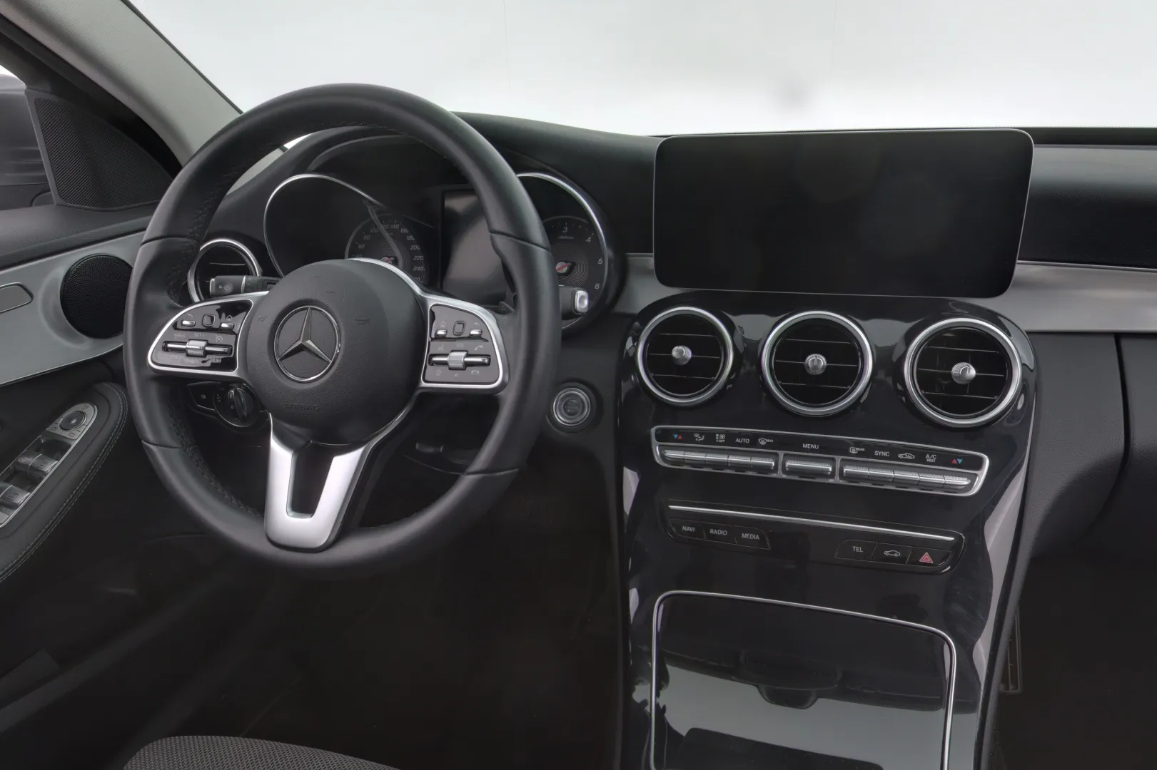 MERCEDES-BENZ C BVE-984 carousel image