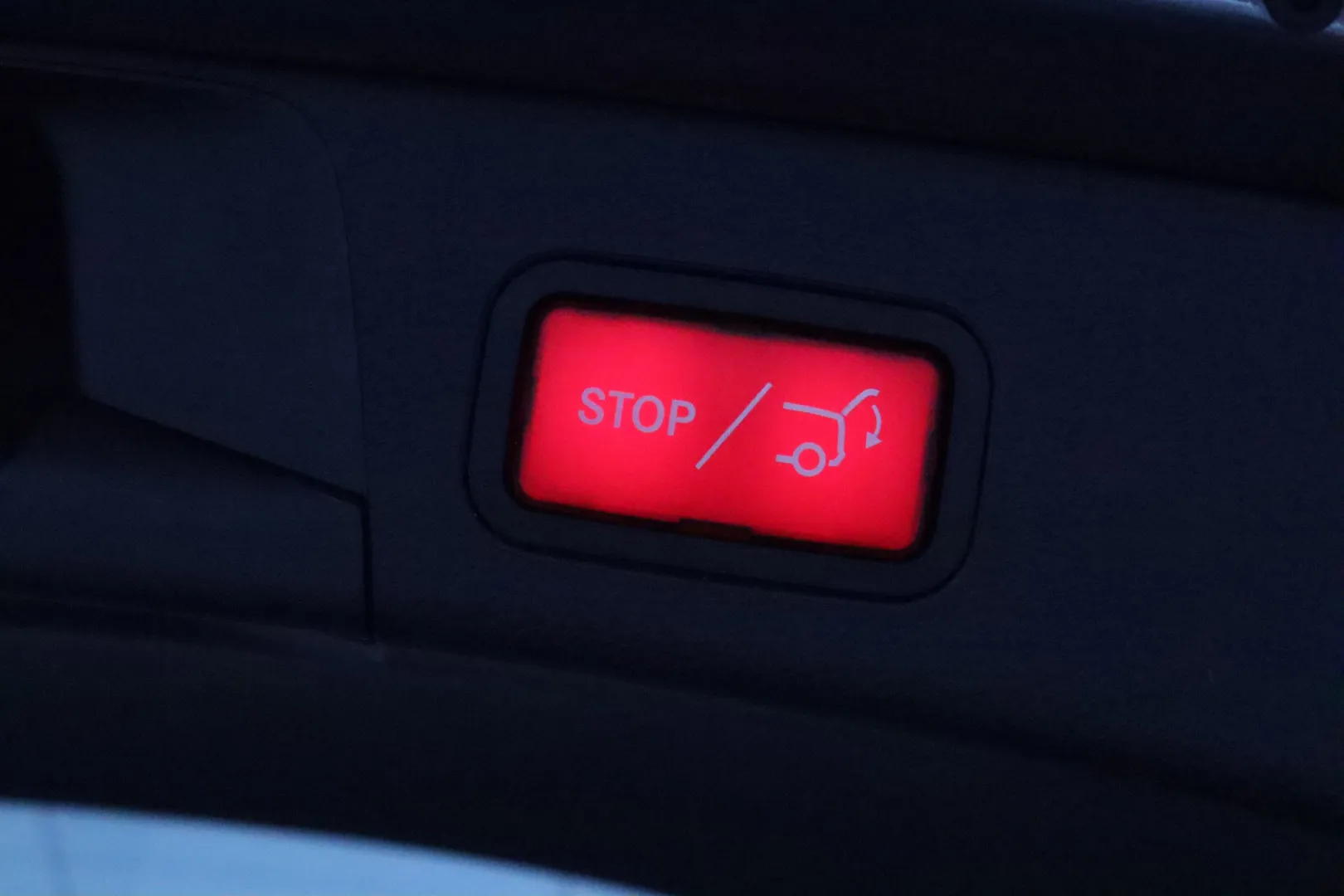 MERCEDES-BENZ C BVE-984 carousel image