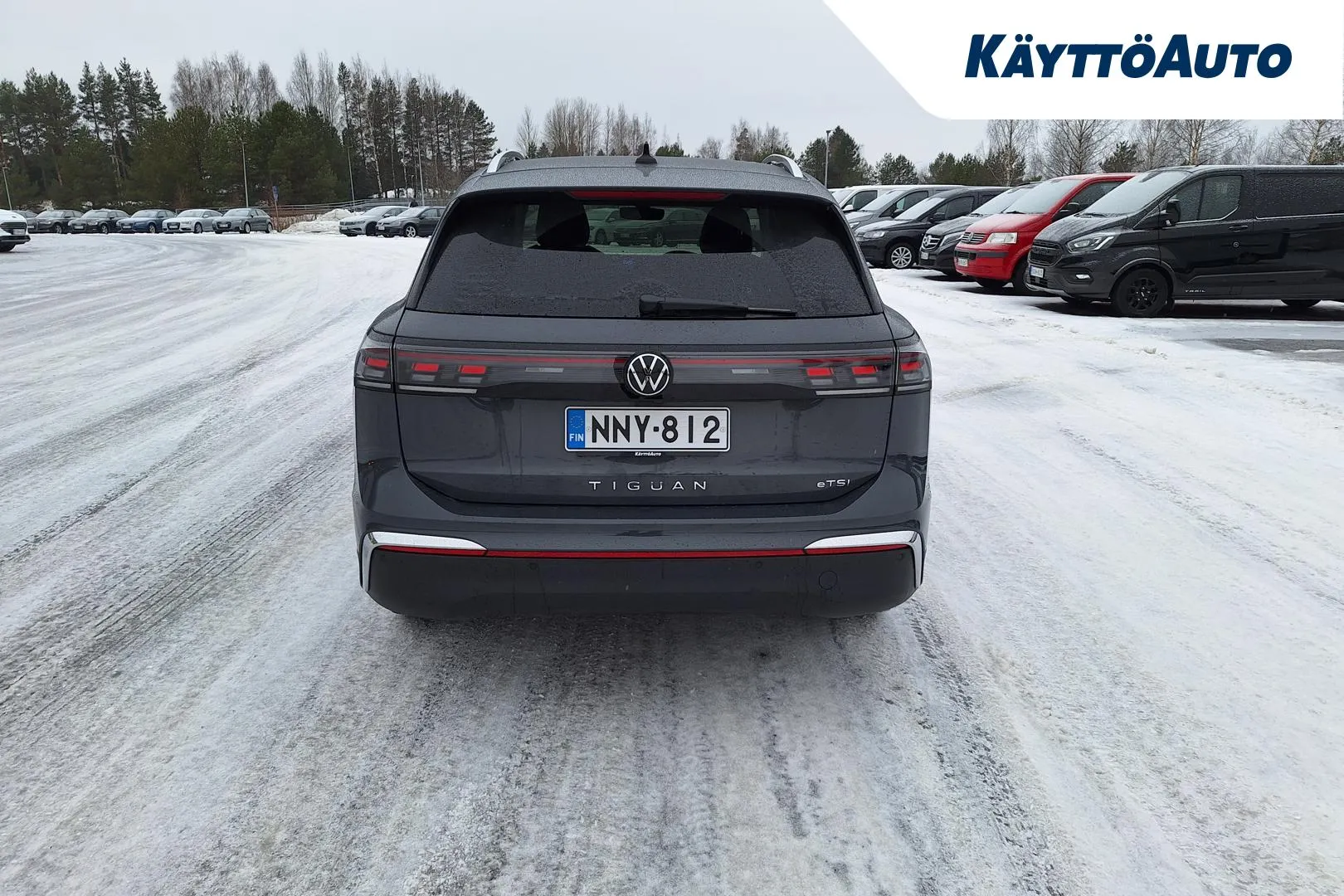 VOLKSWAGEN Tiguan NNY-812 carousel image