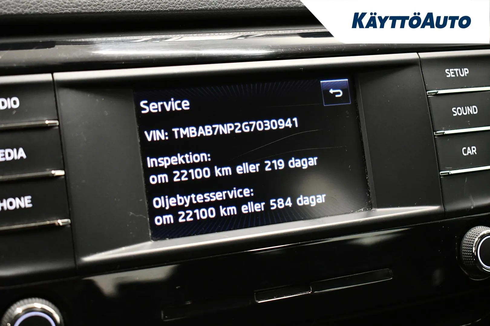 SKODA Superb GLR-617 carousel image