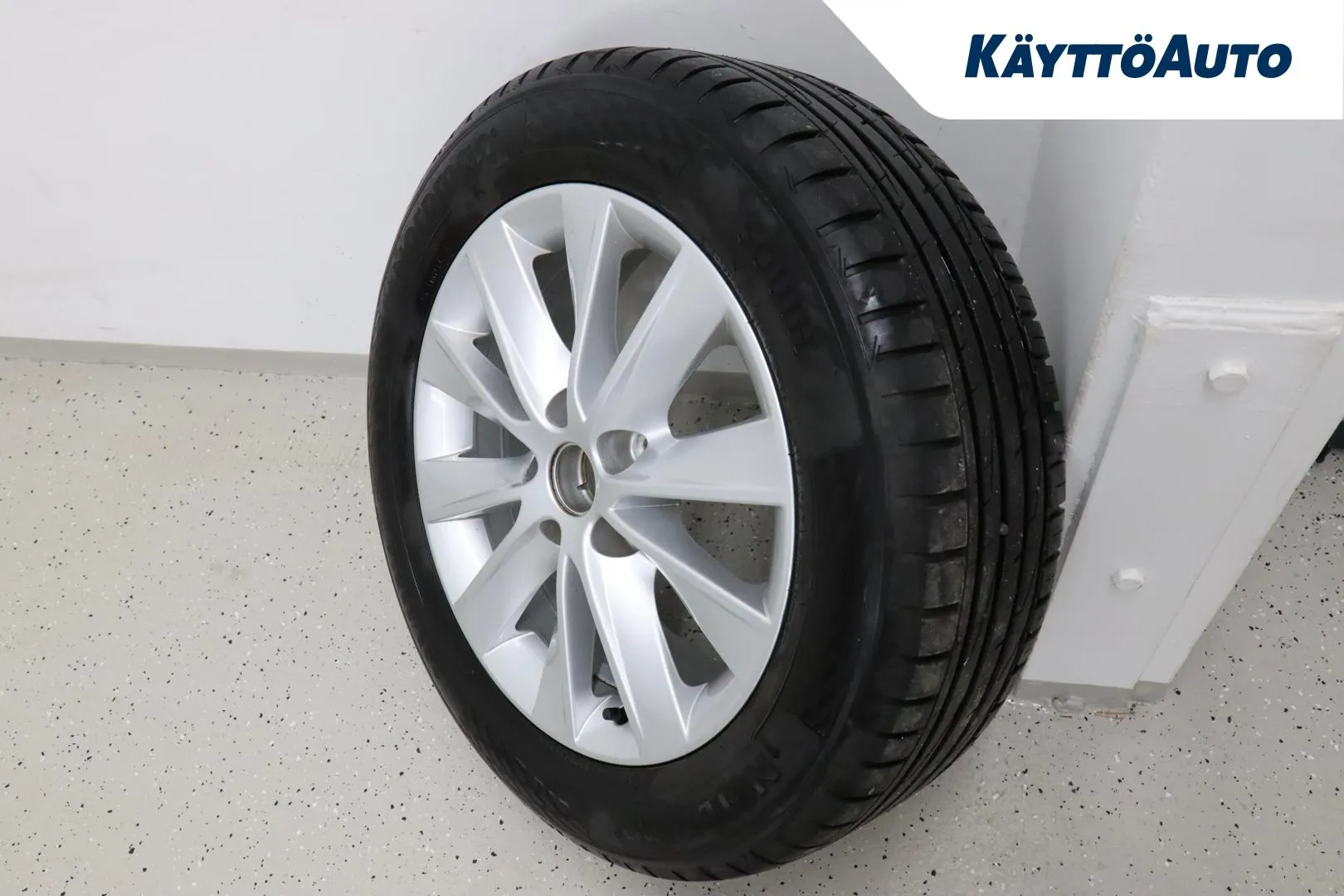 Seat Leon KTP-879 carousel image