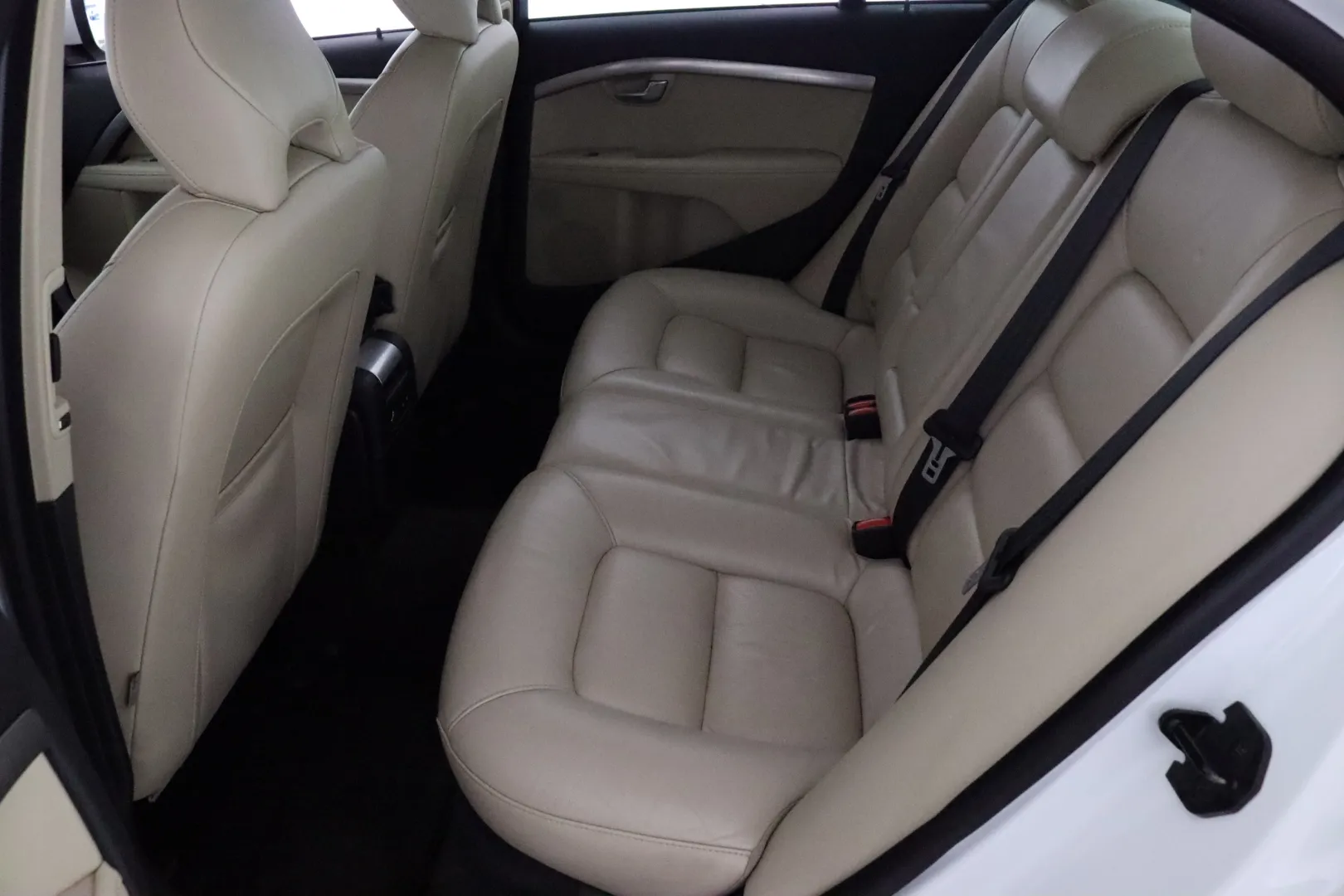 Volvo S80 GJN-190 carousel image