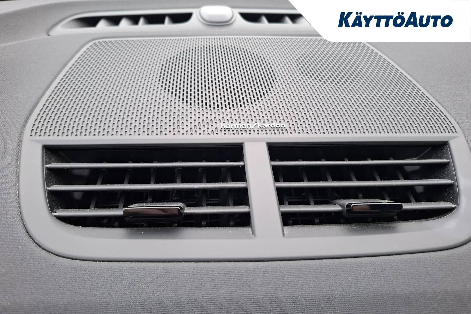 Polestar 2 LRO-599 carousel image