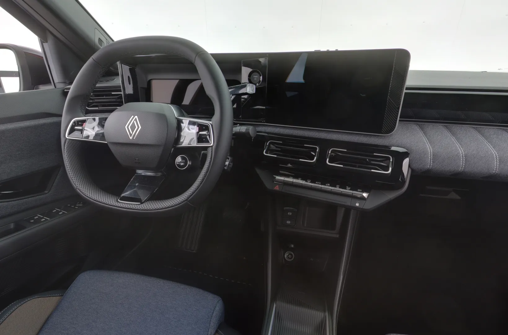 Renault 5 KXN-931 carousel image