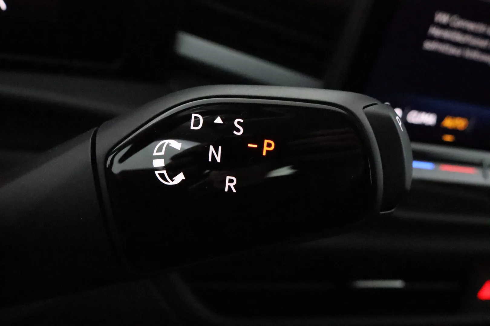 Volkswagen T-Roc NOK-676 carousel image