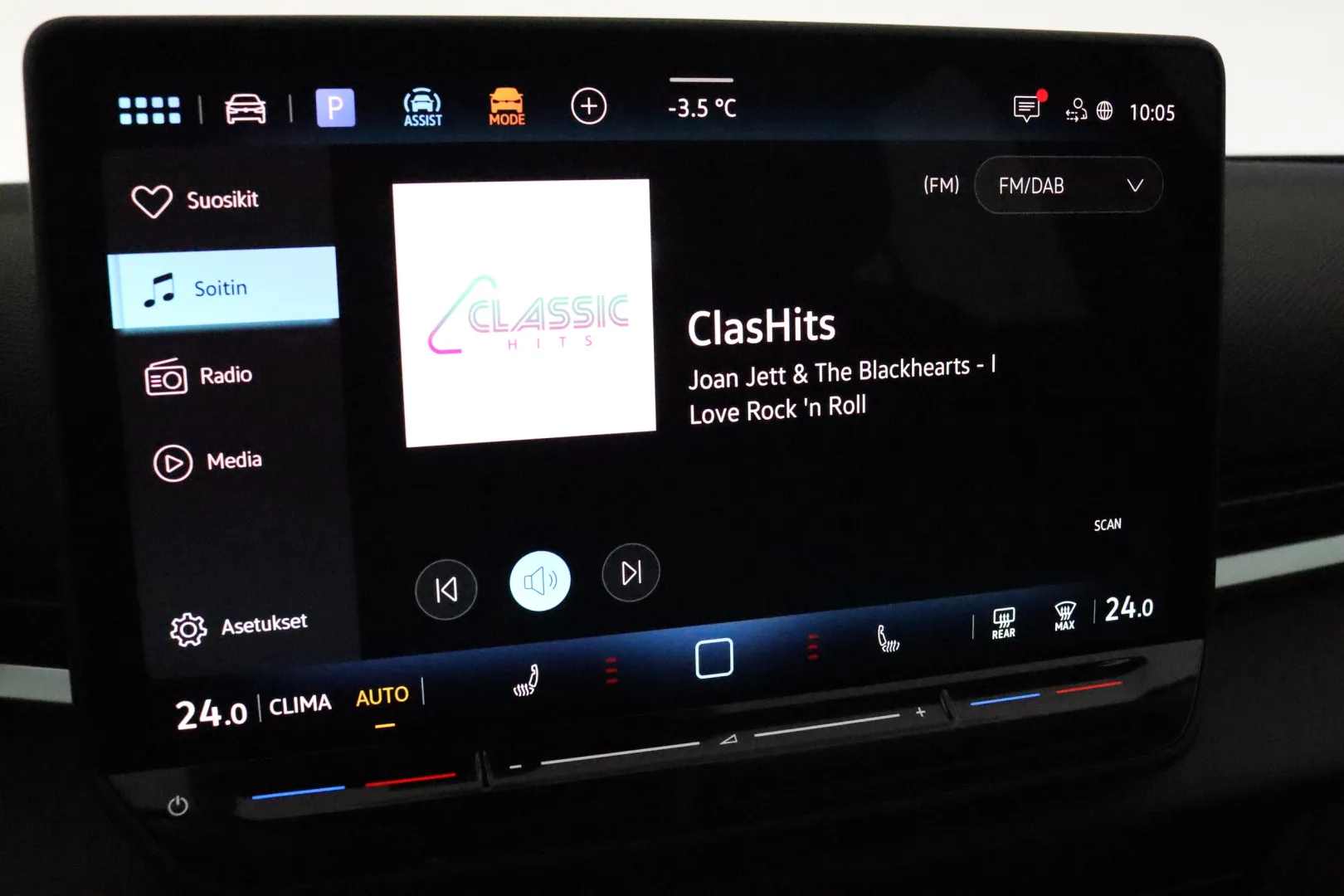 Volkswagen T-Roc NOK-676 carousel image