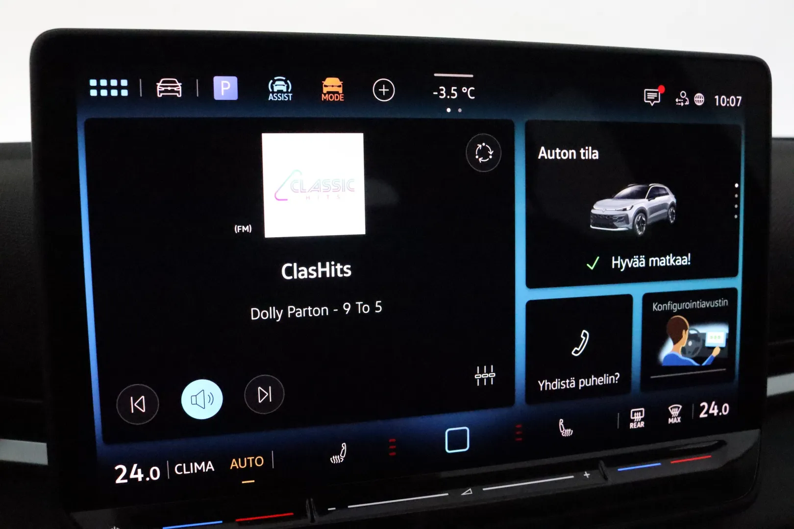 Volkswagen T-Roc NOK-676 carousel image