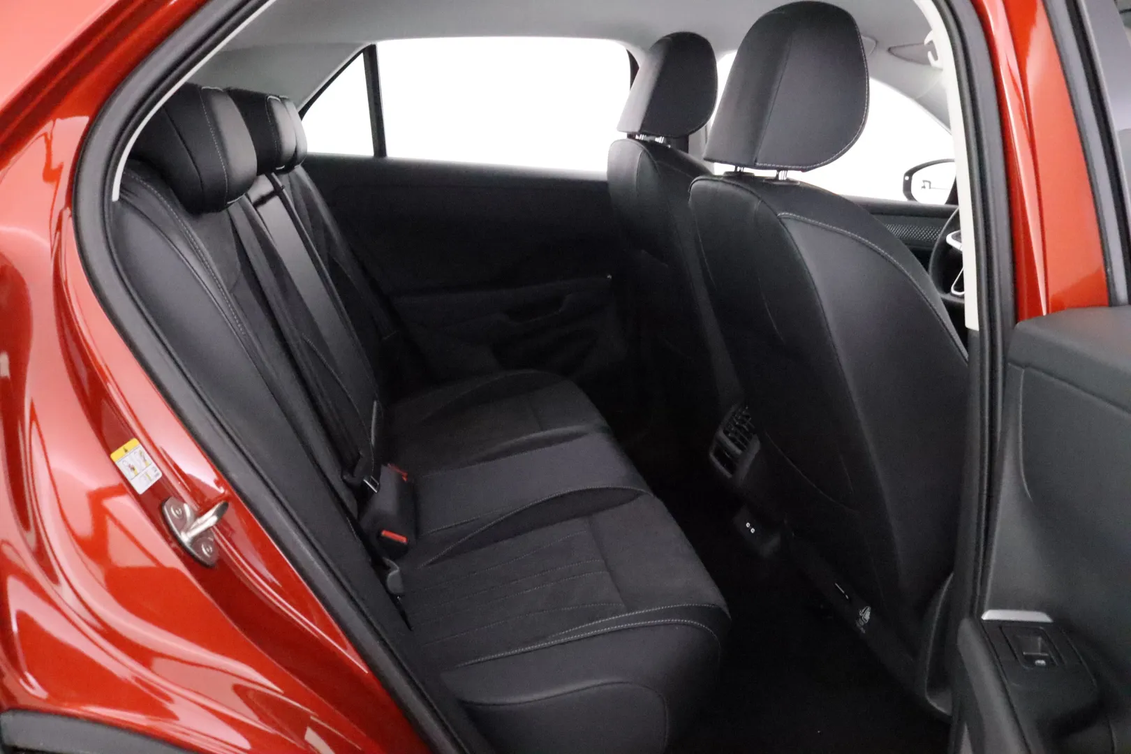 Volkswagen T-Roc NOK-676 carousel image