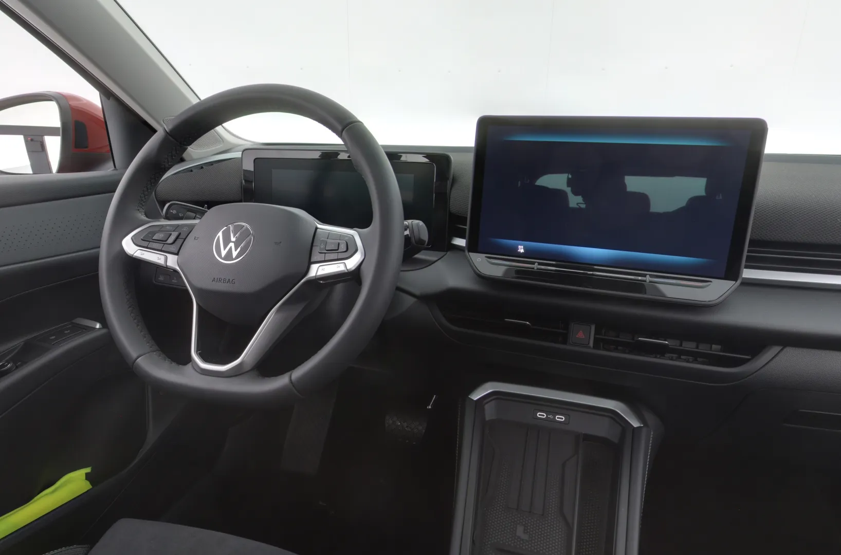 Volkswagen T-Roc NOK-676 carousel image