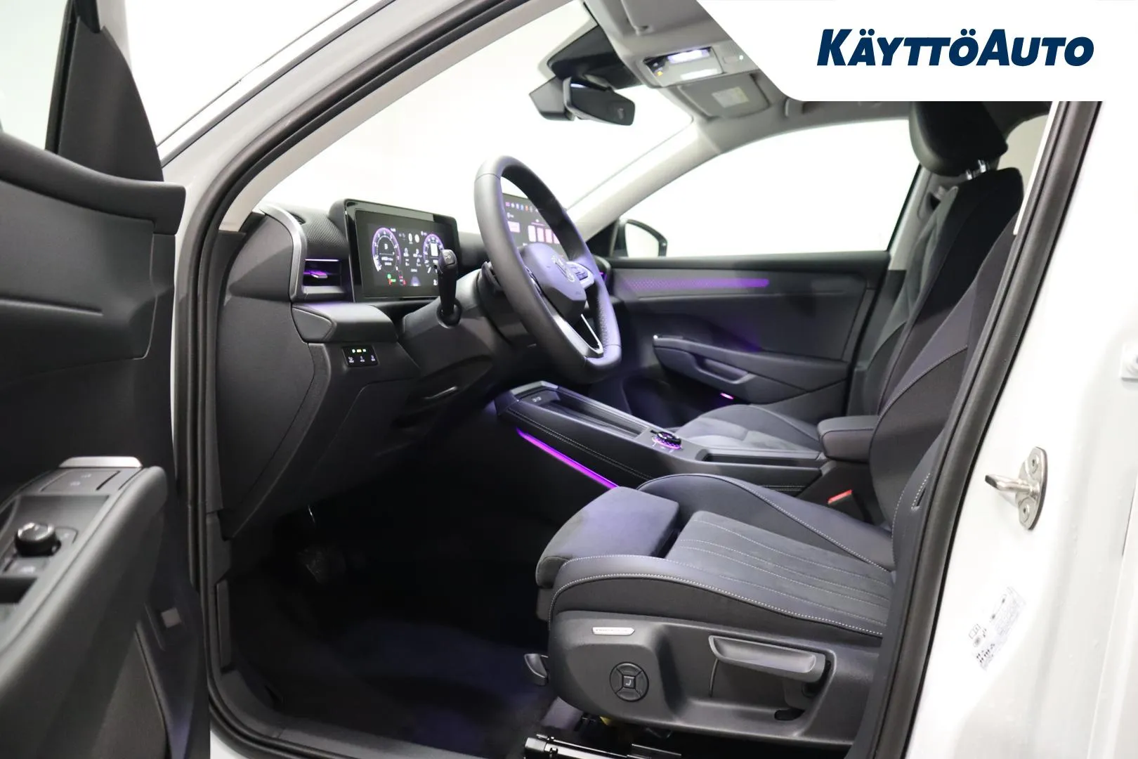 Volkswagen T-Roc NOK-674 carousel image