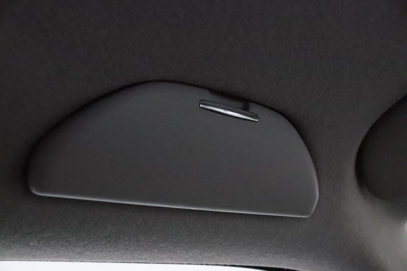 VOLKSWAGEN Transporter FMT-828 carousel image