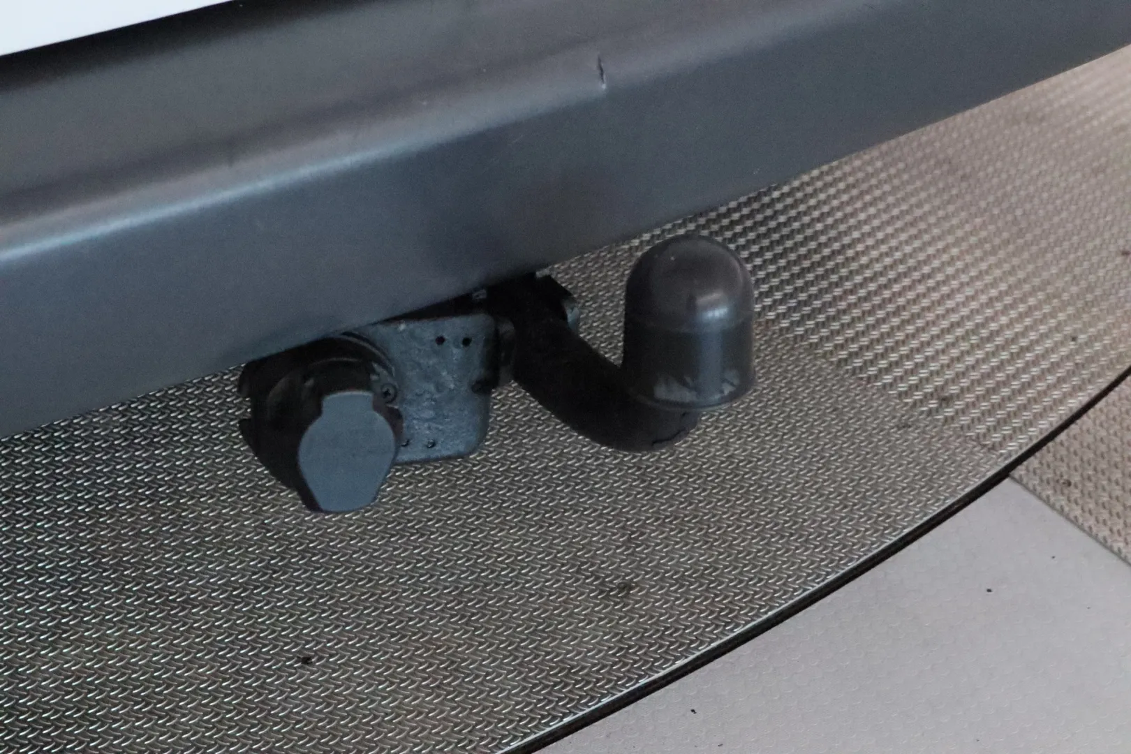 VOLKSWAGEN Transporter FMT-828 carousel image