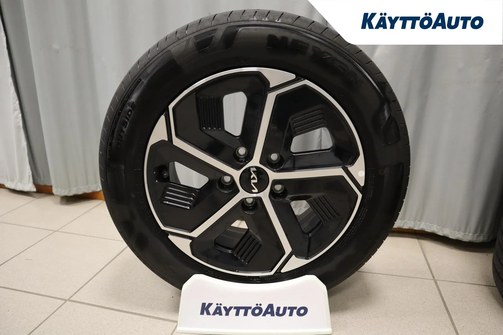 KIA Niro SPM-394 carousel image