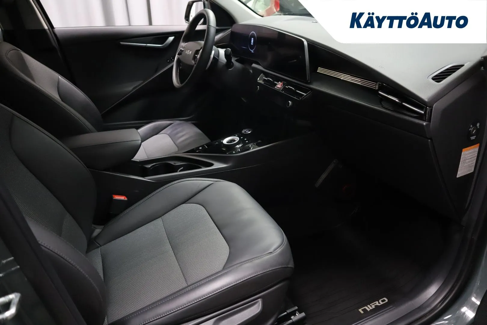 KIA Niro SPM-394 carousel image