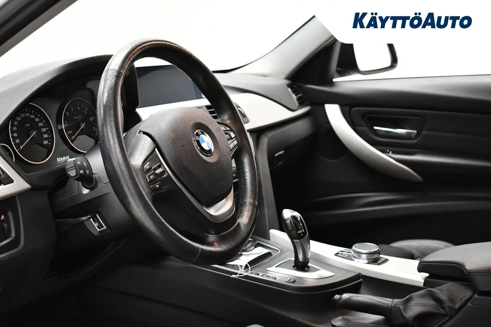 BMW 320 LOK-332 carousel image