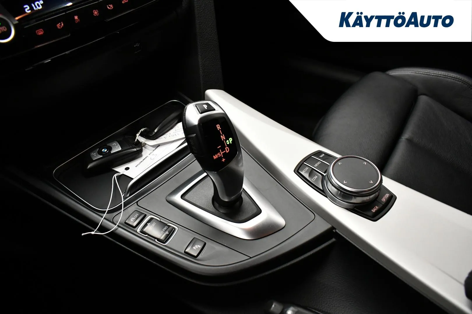 BMW 320 LOK-332 carousel image