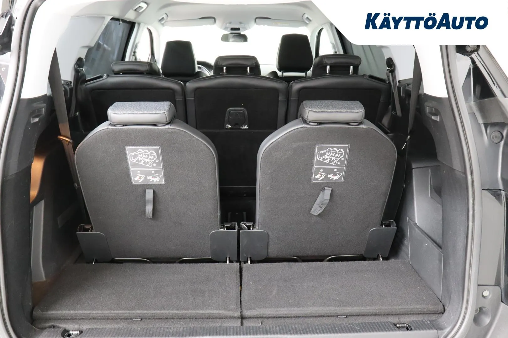 Peugeot 5008 XOZ-821 carousel image