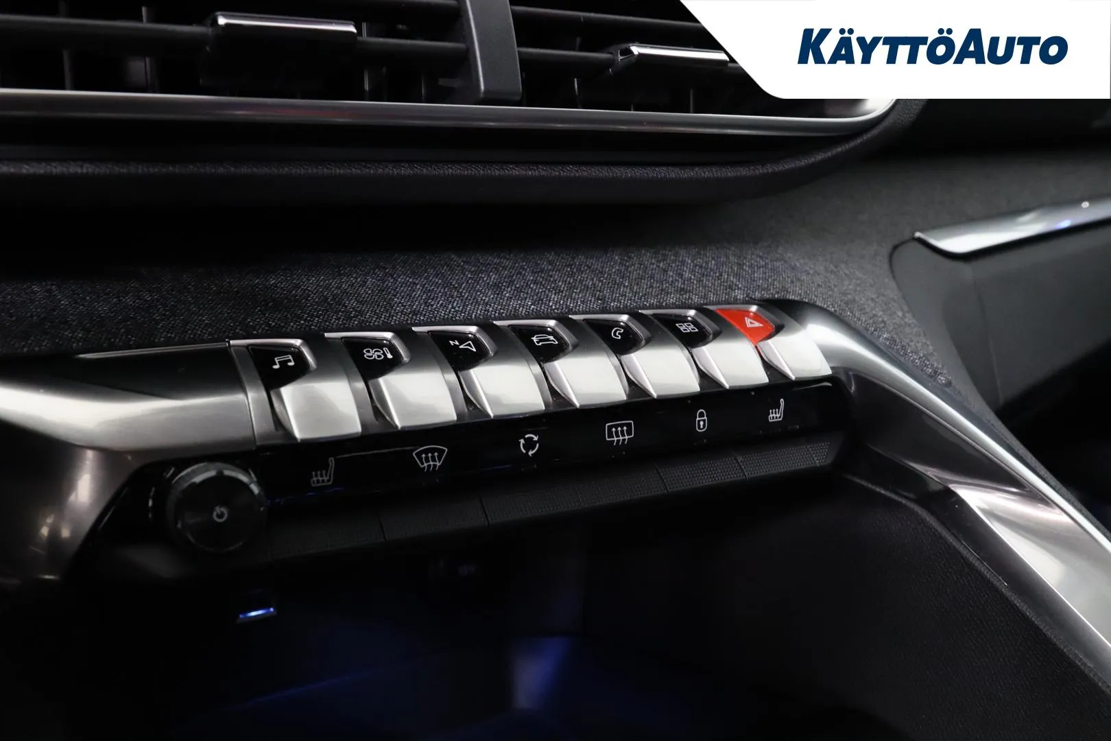 Peugeot 5008 XOZ-821 carousel image