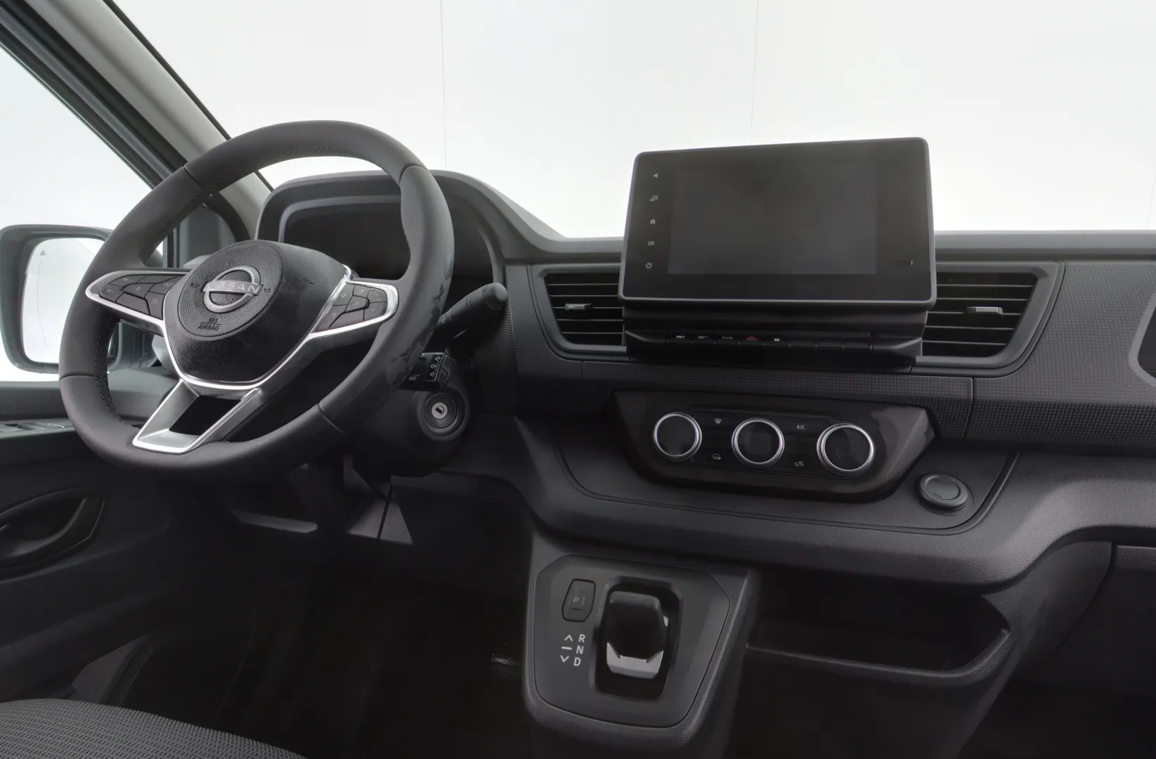 Nissan Primastar SRS-118 carousel image