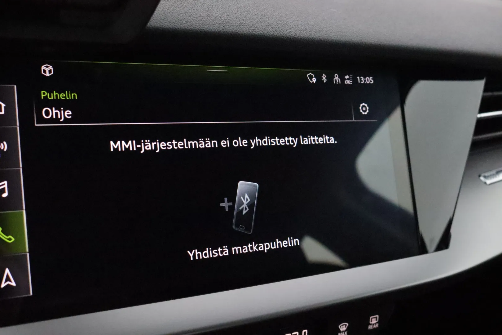 AUDI A3 KUK-229 carousel image