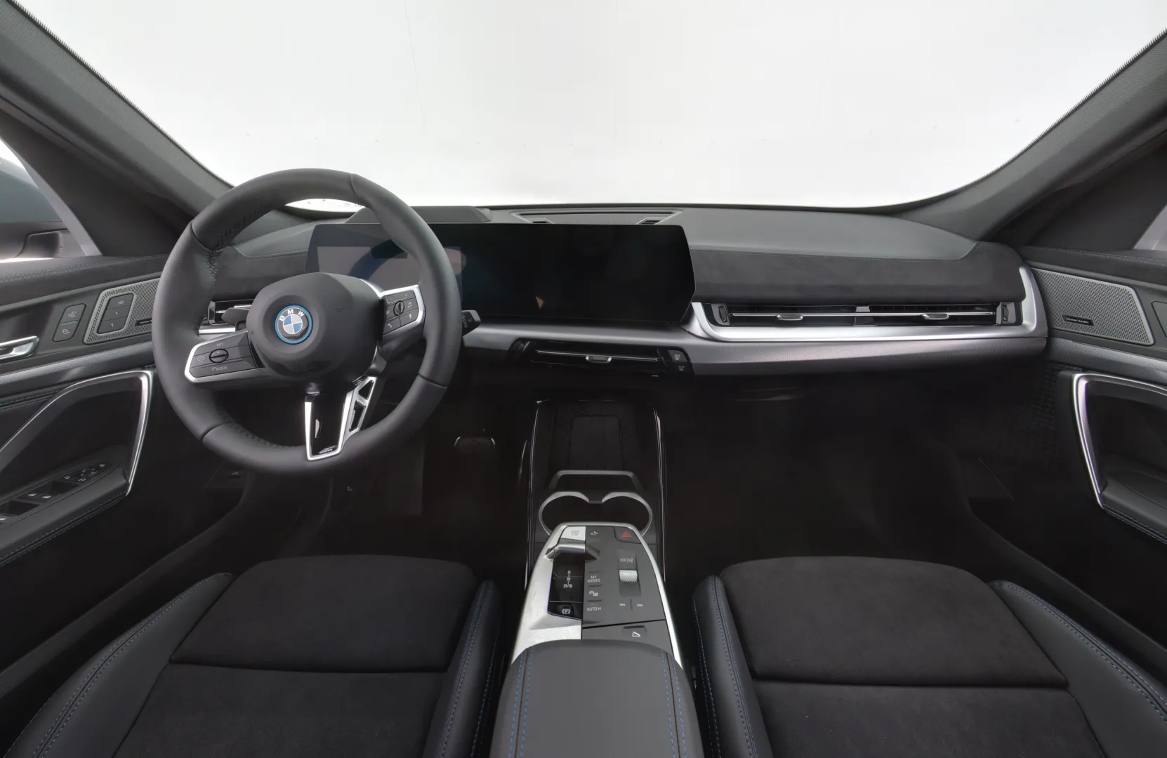 BMW iX1 NOK-769 carousel image