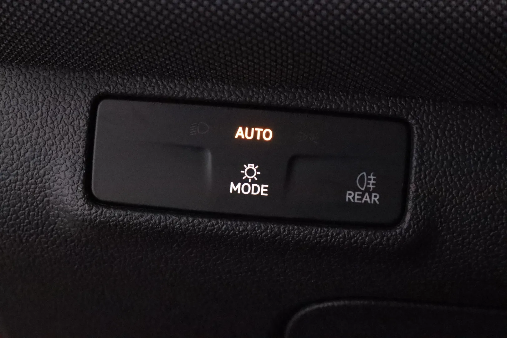 Volkswagen T-Roc NOI-267 carousel image