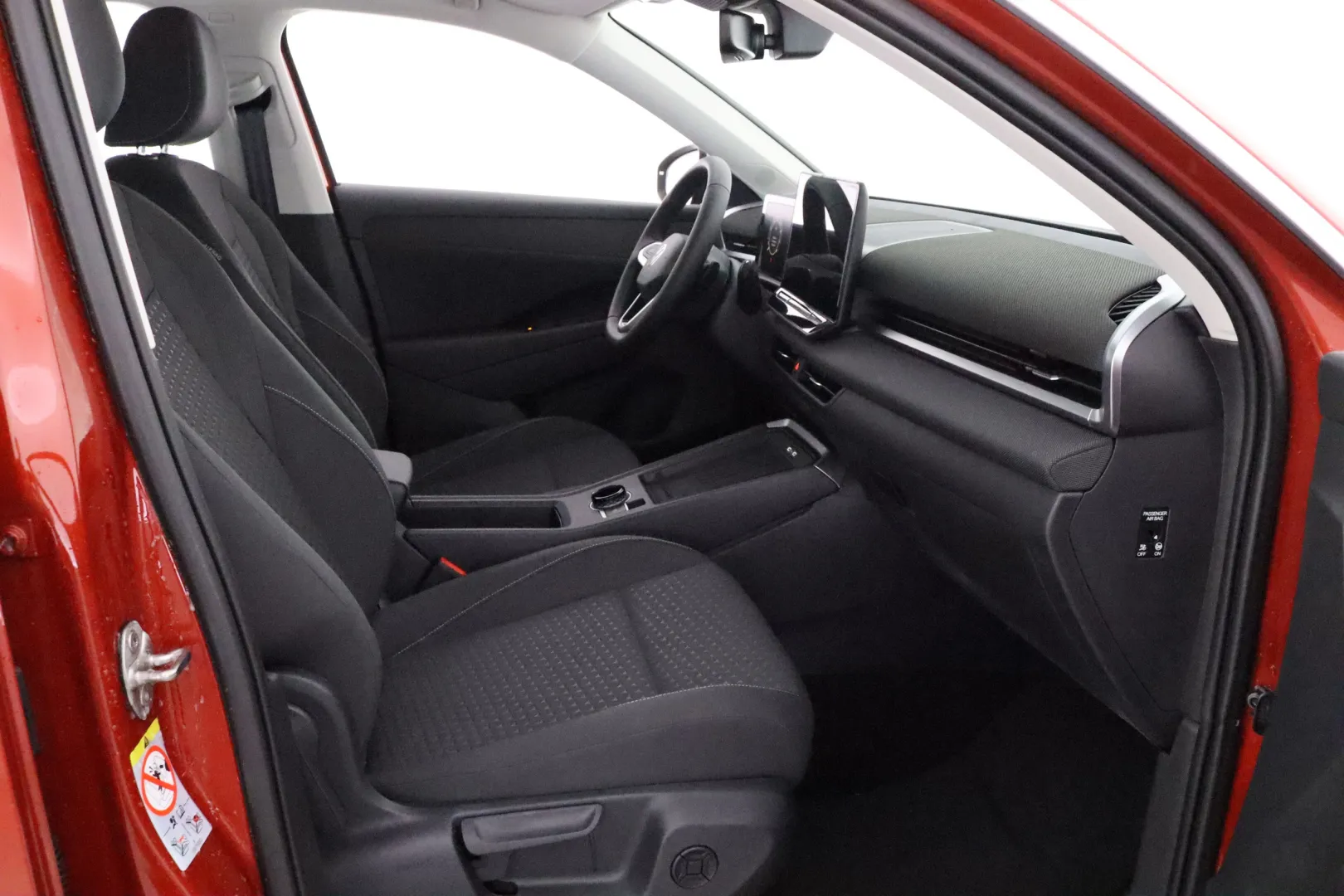 Volkswagen T-Roc NOI-267 carousel image