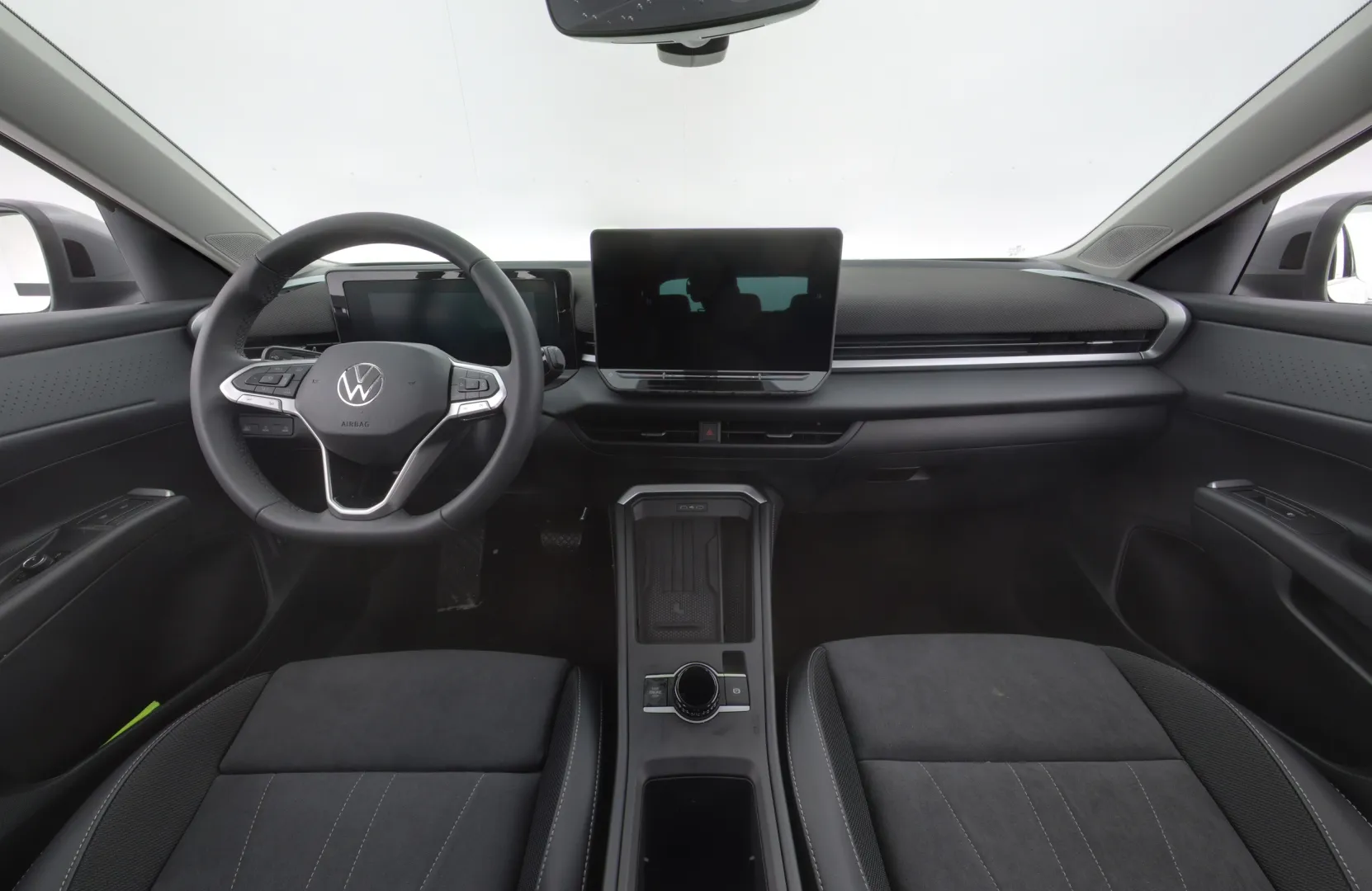 Volkswagen T-Roc NOK-960 carousel image