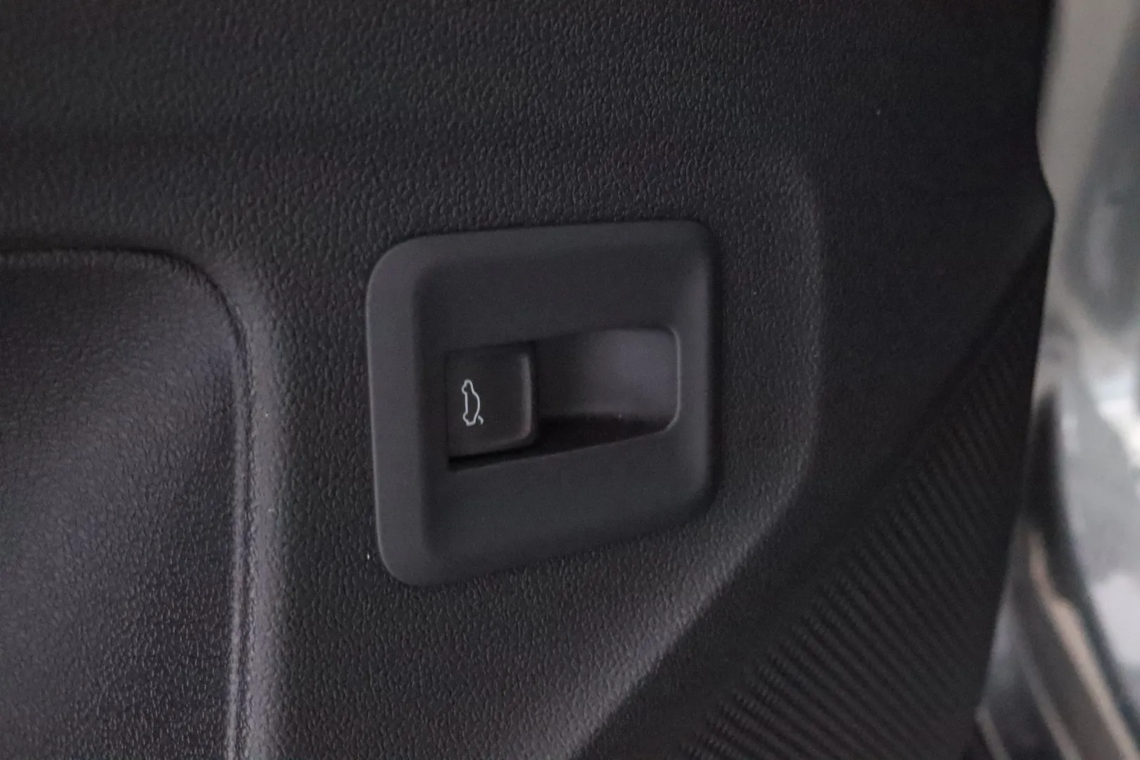 Volkswagen T-Roc NOK-960 carousel image