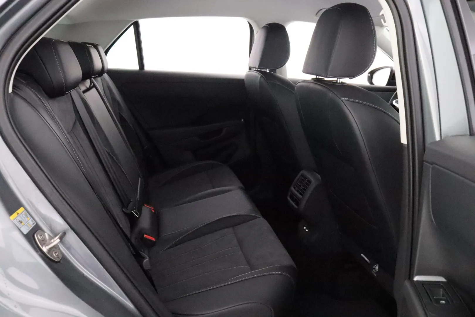 Volkswagen T-Roc NOK-960 carousel image