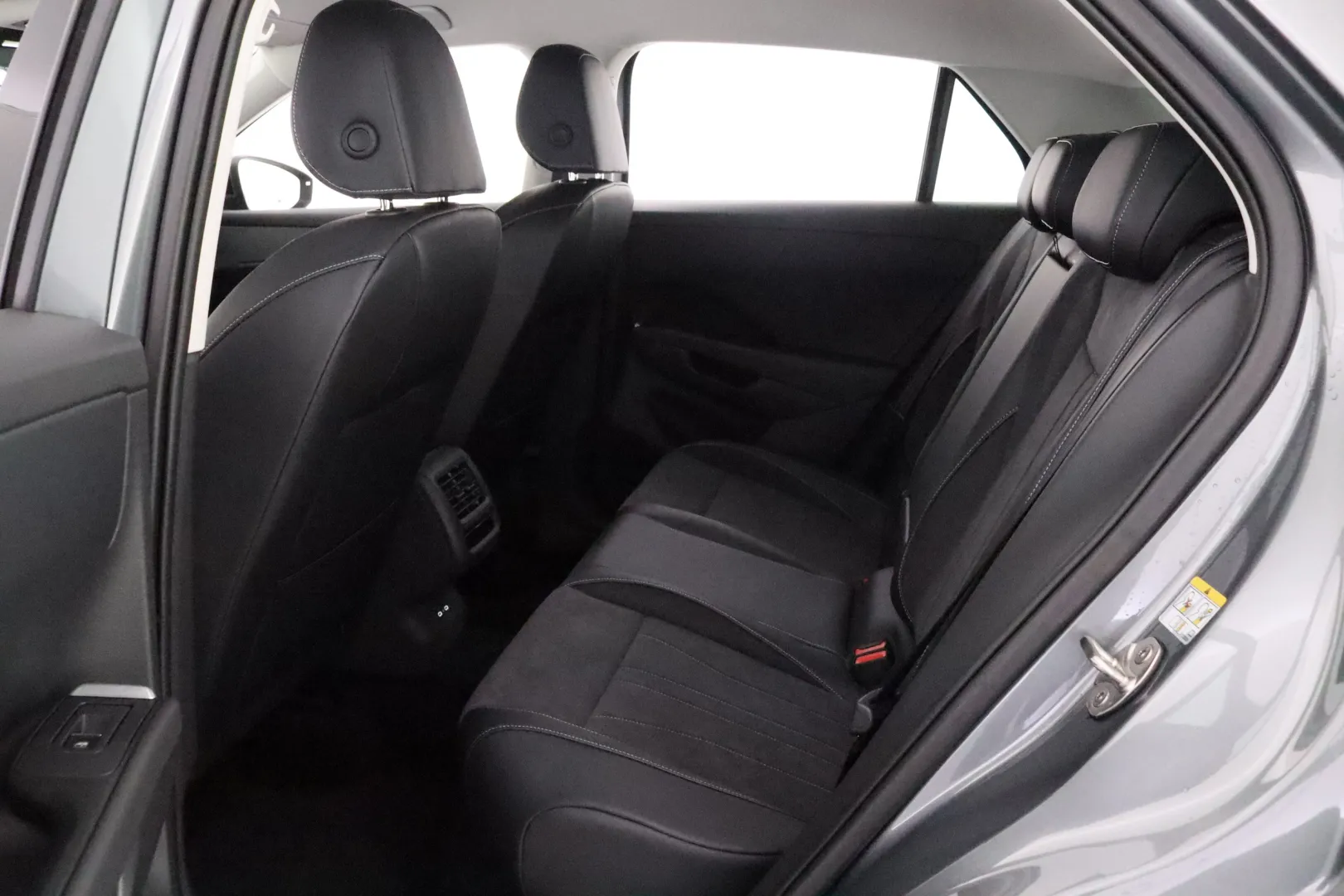 Volkswagen T-Roc NOK-960 carousel image