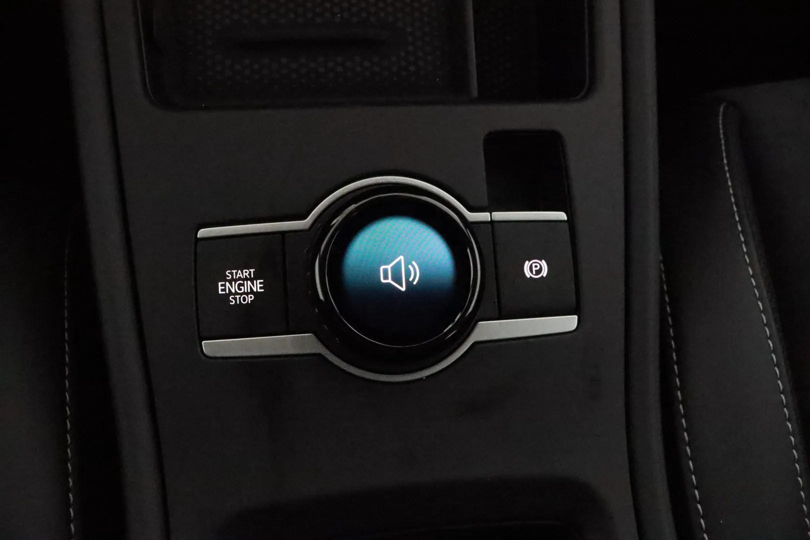 Volkswagen T-Roc NOK-960 carousel image