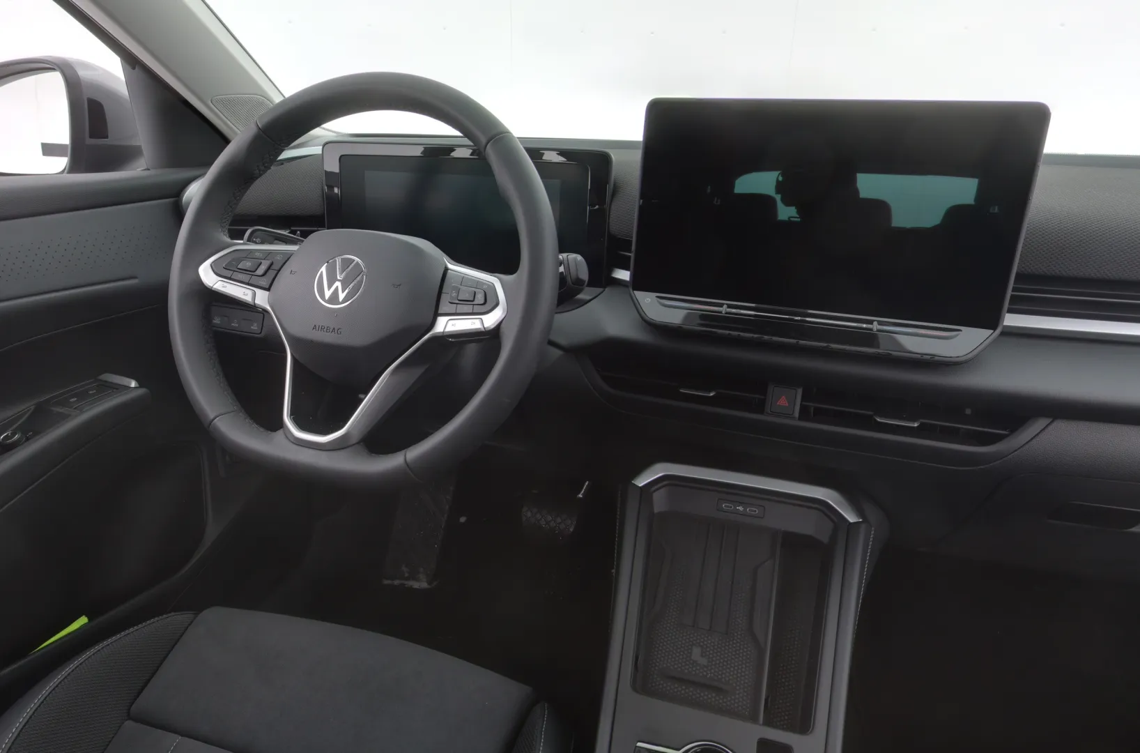 Volkswagen T-Roc NOK-960 carousel image