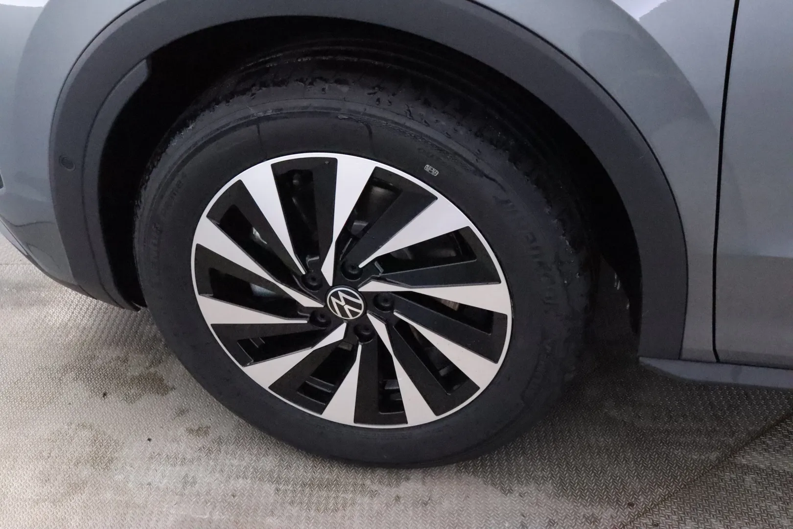 Volkswagen T-Roc NOK-960 carousel image