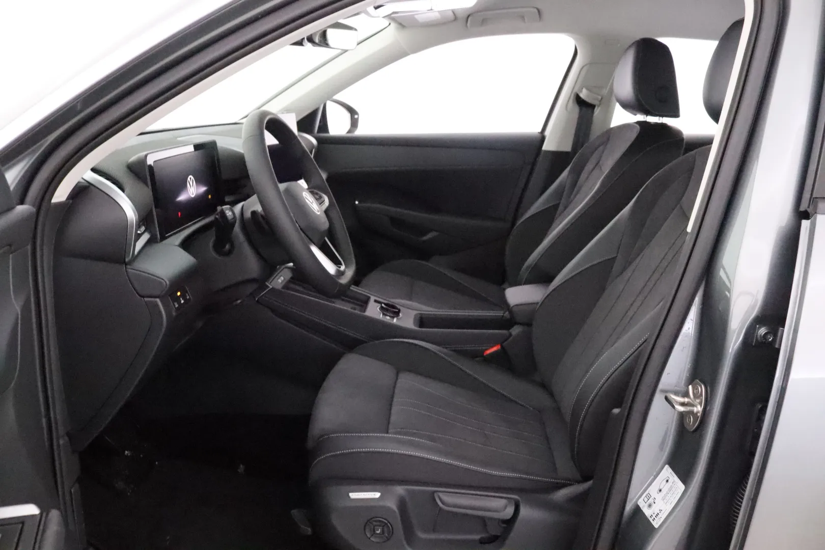 Volkswagen T-Roc NOK-960 carousel image