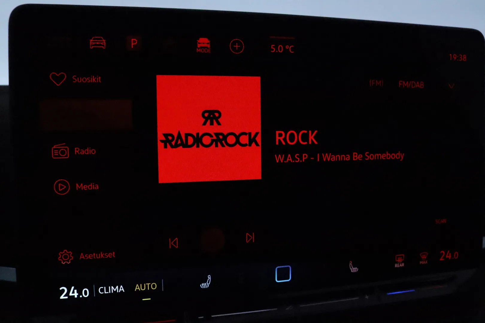 Volkswagen T-Roc RXS-207 carousel image