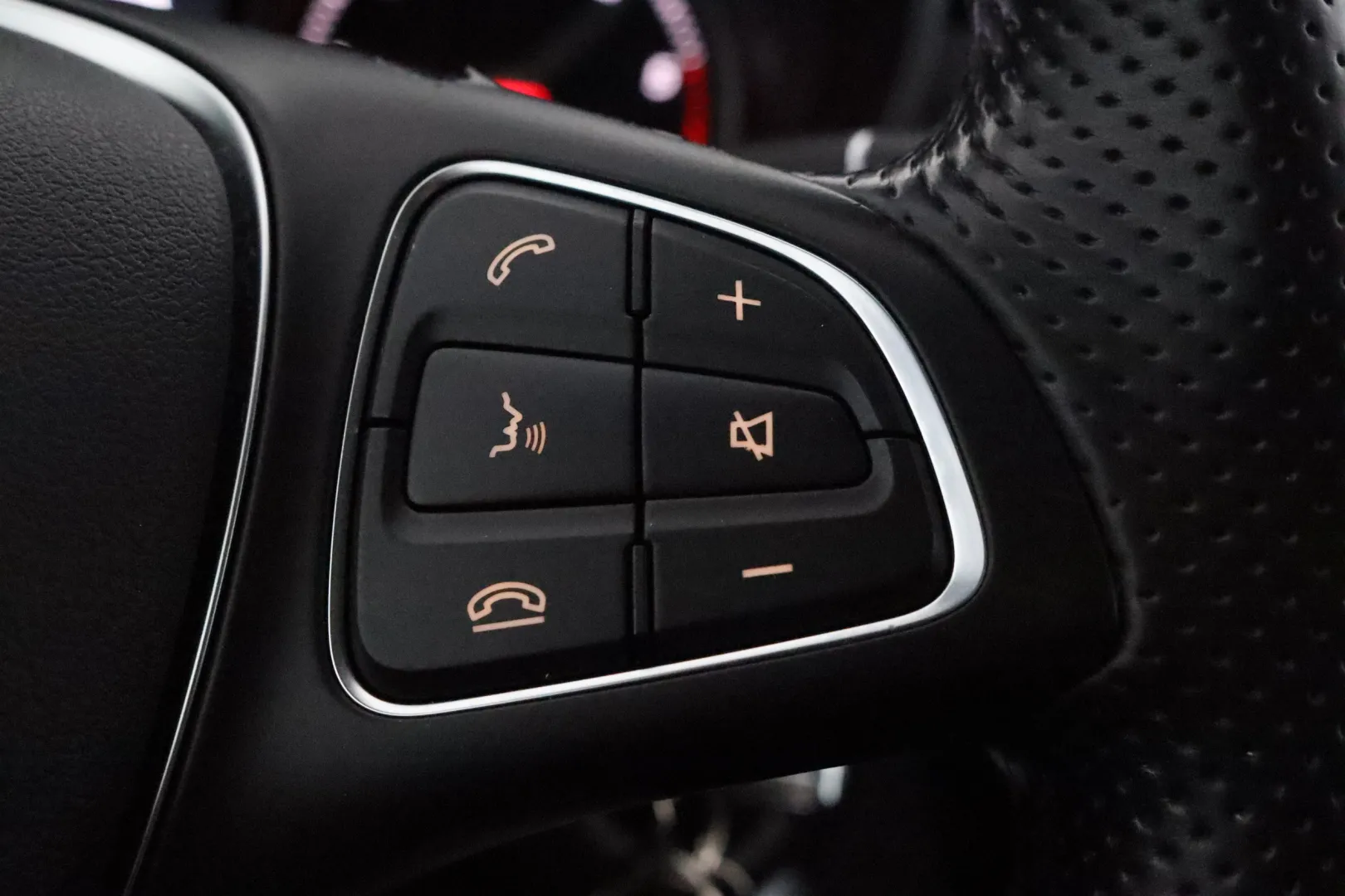 MERCEDES-BENZ C YKC-584 carousel image