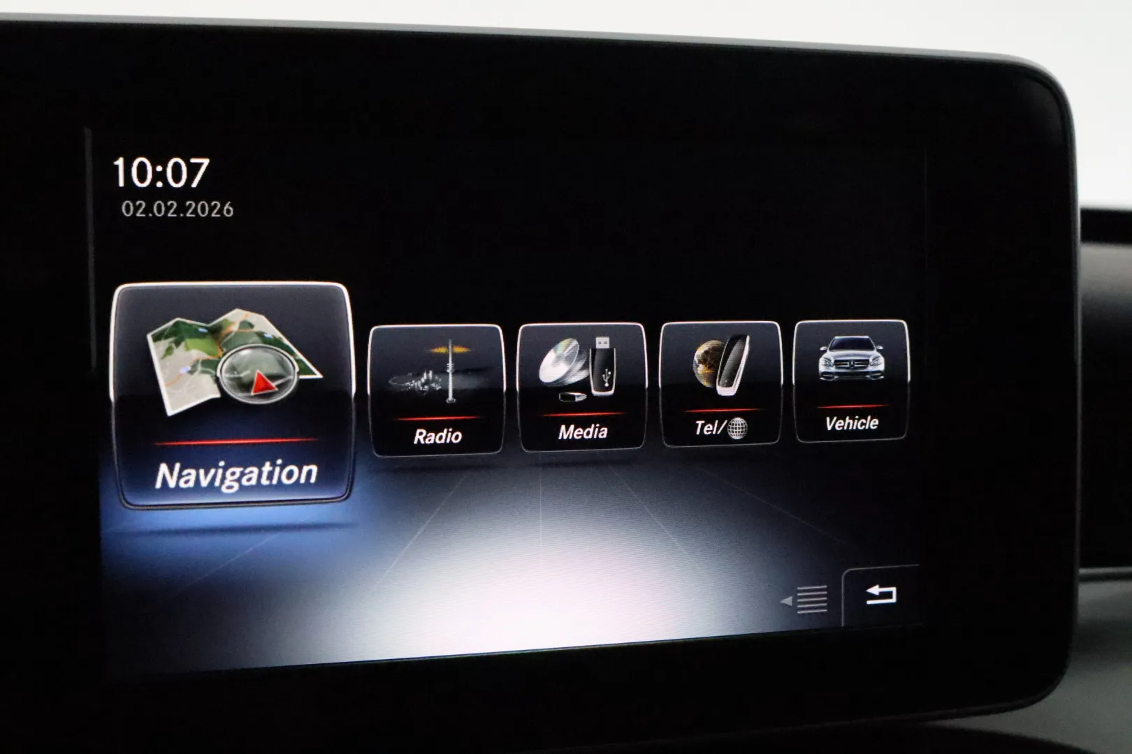 MERCEDES-BENZ C YKC-584 carousel image