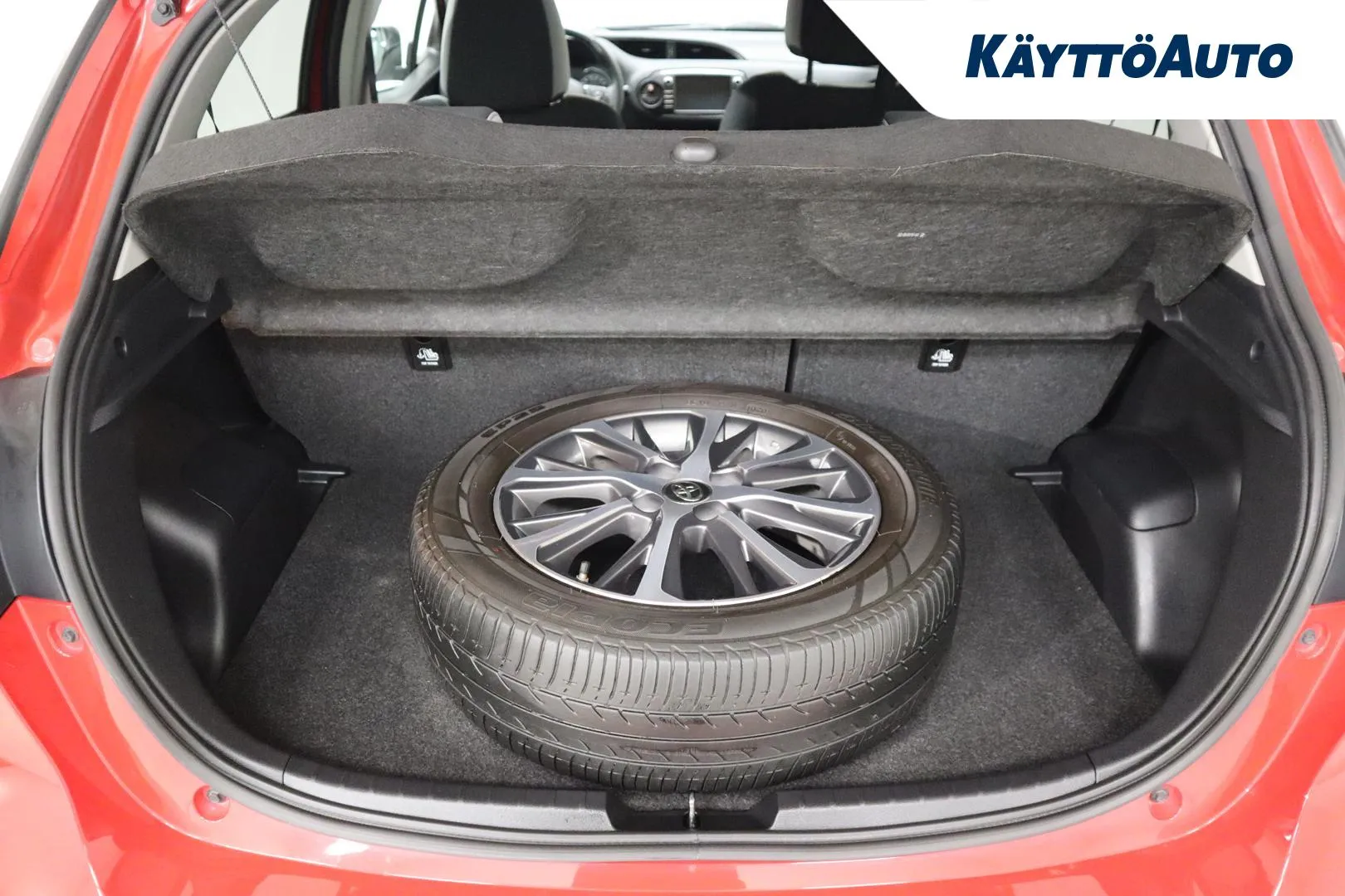 Toyota Yaris SPA-114 carousel image